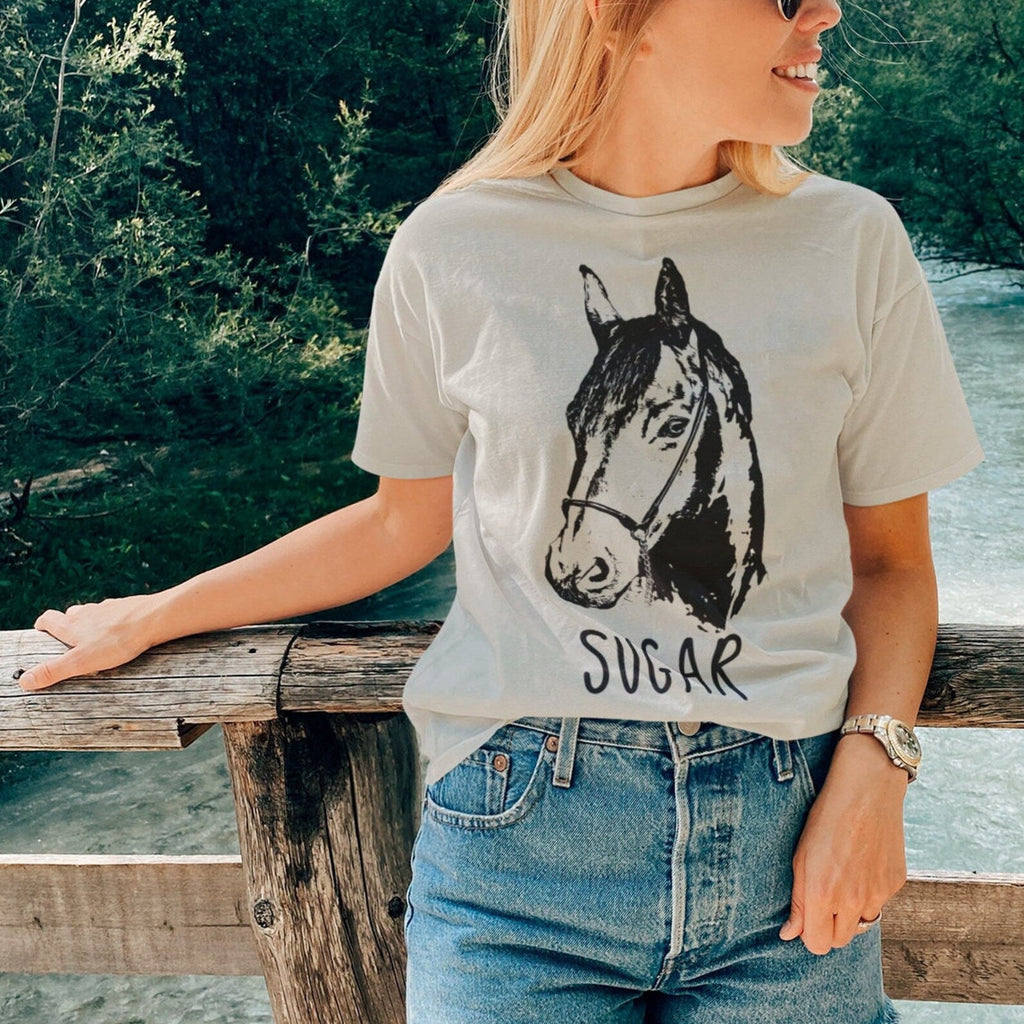 【Black & White】Personlig t-shirt med stort husdjurstryck och namn