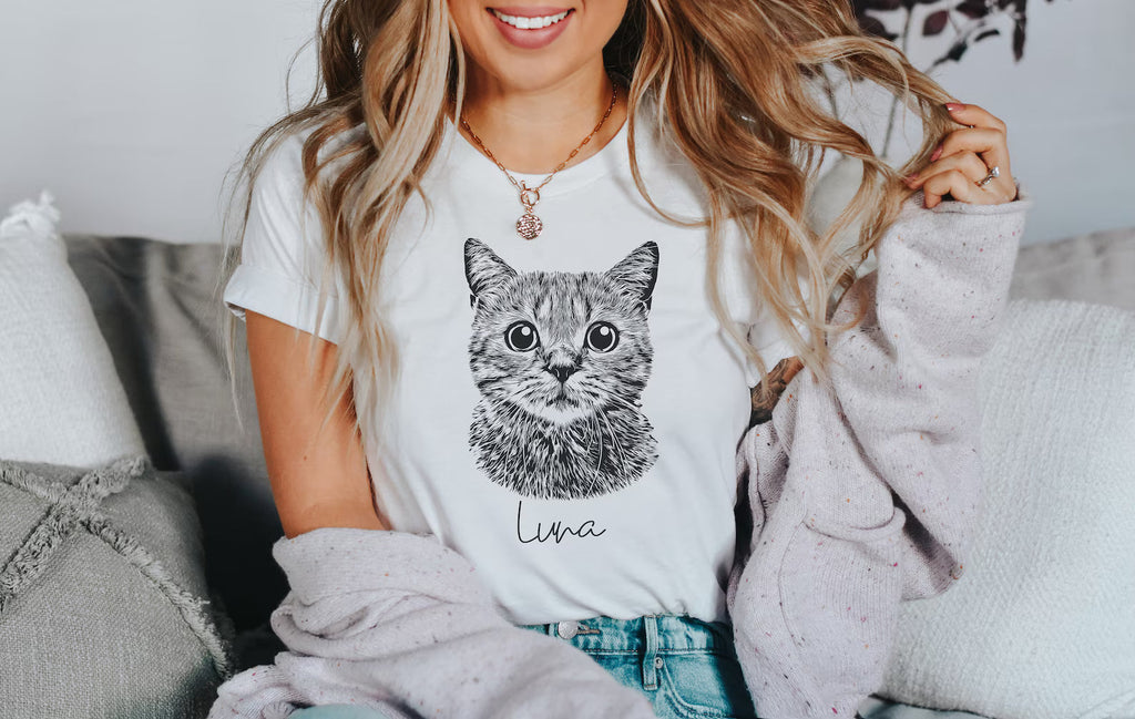 【Black & White】Personlig t-shirt med stort husdjurstryck och namn