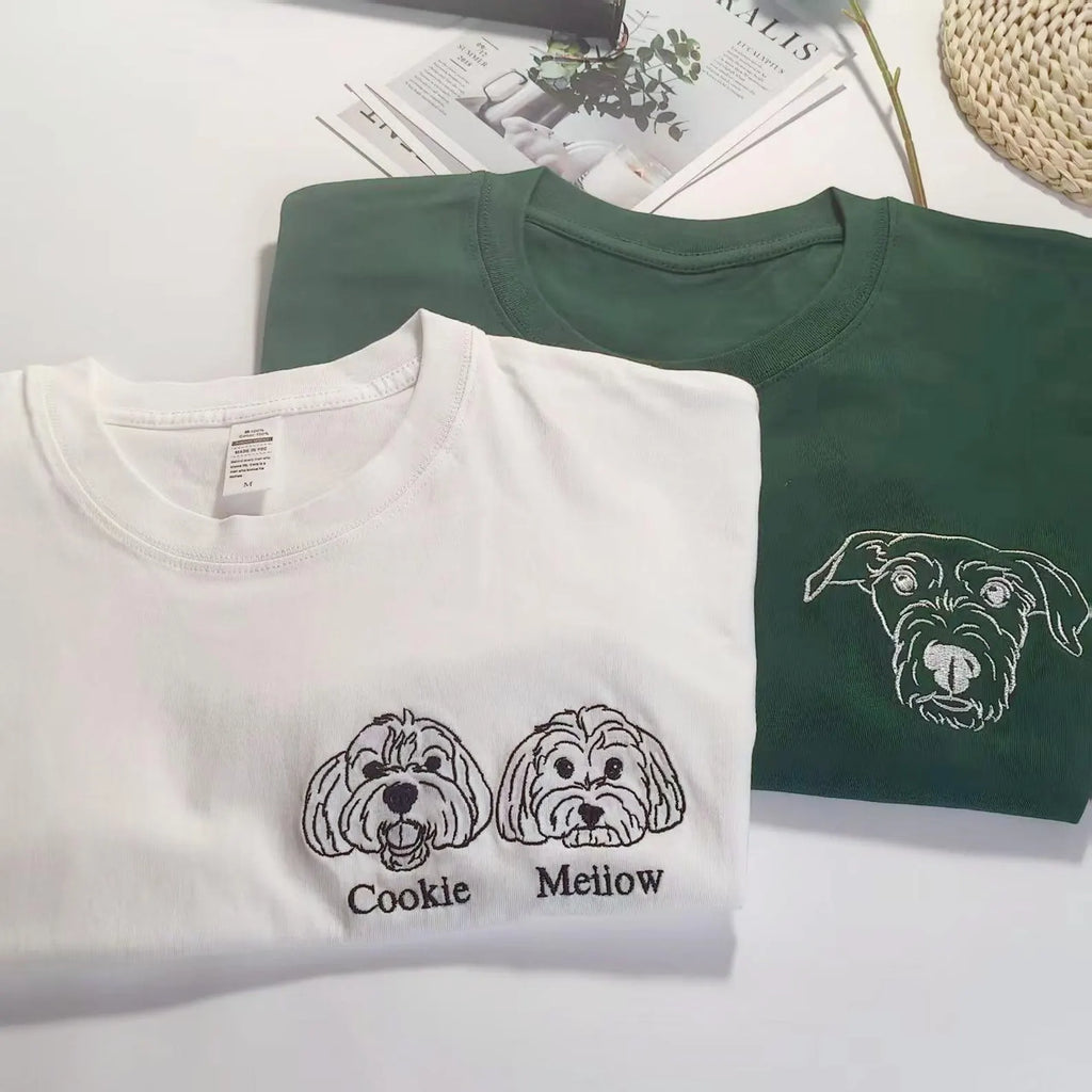 New Arrival! Personlig broderad T-shirt – Skräddarsytt foto av din hund & katt