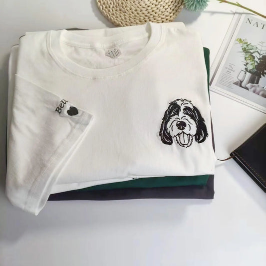 New Arrival! Personlig broderad T-shirt – Skräddarsytt foto av din hund & katt