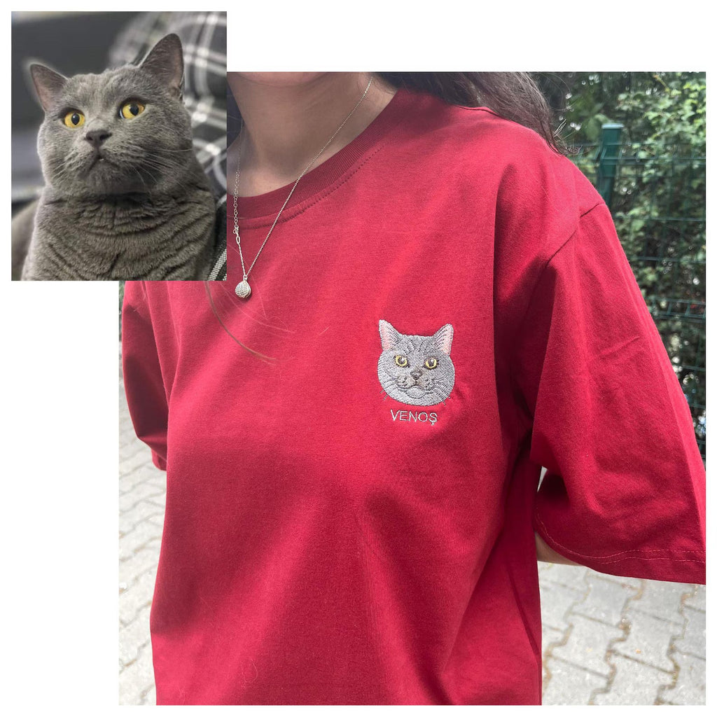 New Arrival! Personlig broderad t-shirt med husdjursfoto – Centrerat broderi